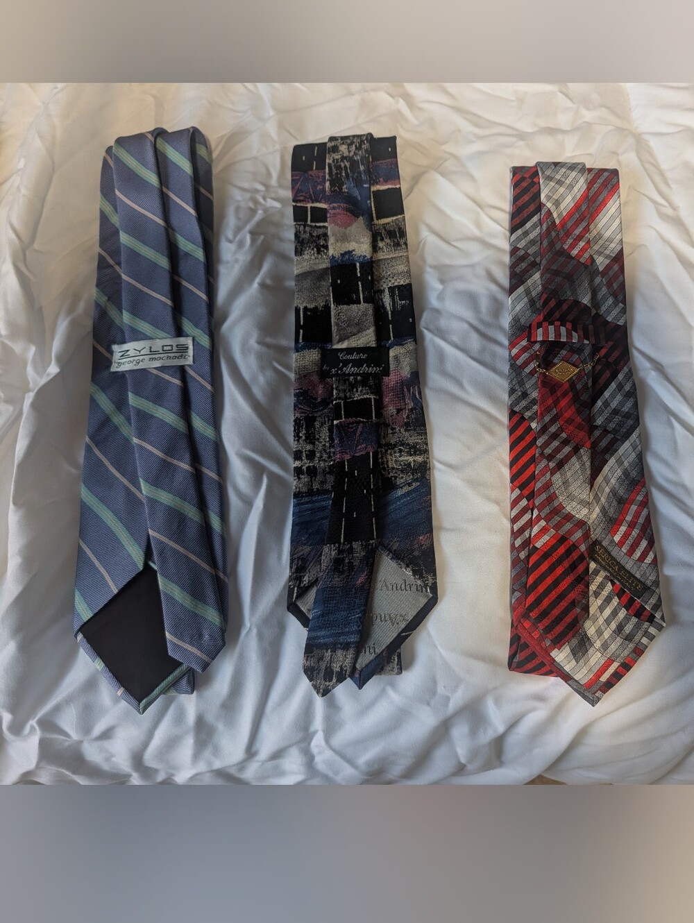 Lot of 4 Vintage Men's Silk Ties